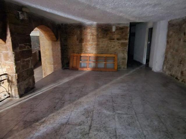 Local Comercial en venta en Centre Històric de Manresa, Bages