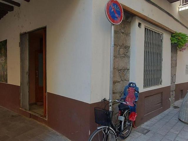 Local Comercial en venta en Castellciutat, Alt Urgell