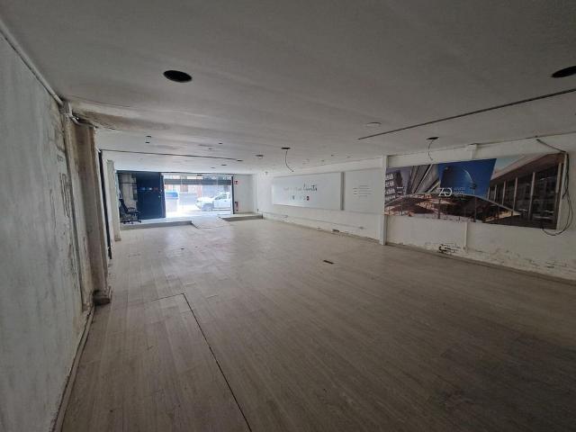 Local Comercial en venta en Barcelona, la Maternitat i Sant Ramon