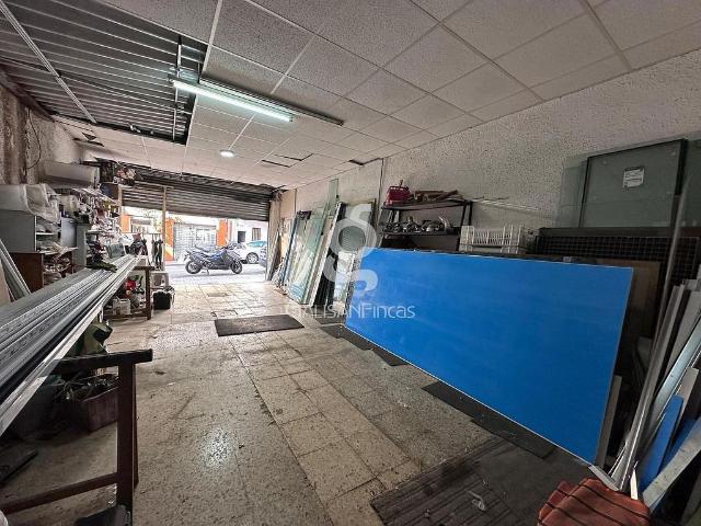 Local Comercial en venta en Badalona, la Salut