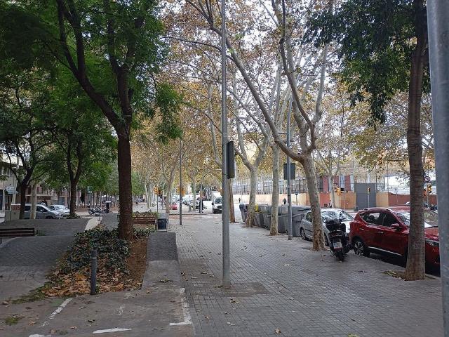 Local Comercial en venta en Sant Martí, Barcelonès