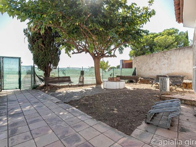 Local Comercial en venta en Camp dels Pilans, Alt Empordà