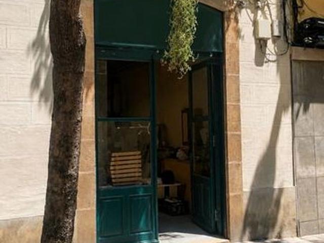 Local Comercial en venta en Gràcia, Barcelonès