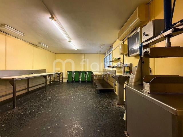 Local Comercial en venta en Gràcia, Barcelonès