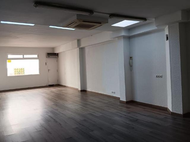 Local Comercial en venta en Sant Andreu, Barcelonès