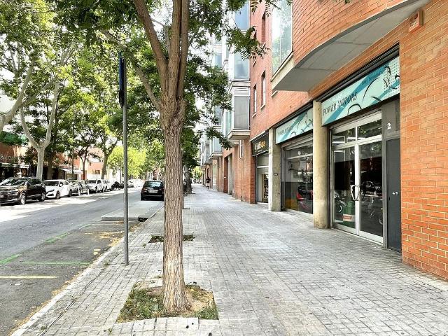 Local Comercial en venta en la Marina de Port, Barcelona