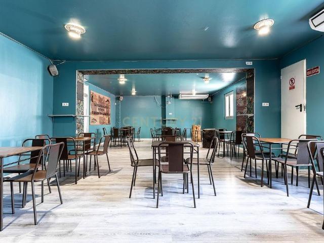 Local Comercial en venta en Nou Barris, Barcelonès
