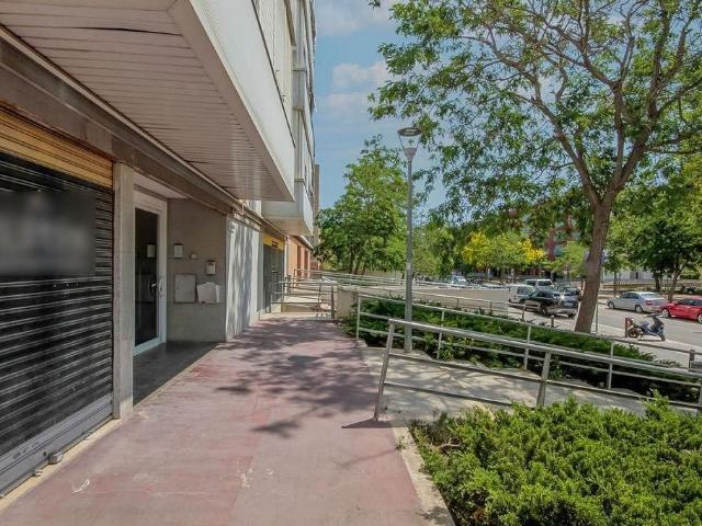 Local Comercial en venta en L'hospitalet De Llobregat, Santa Eulàlia