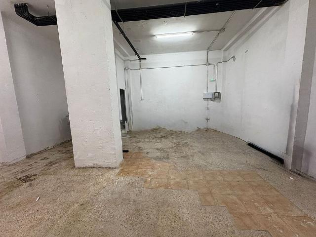 Local Comercial en venta en Districte 5, Barcelonès