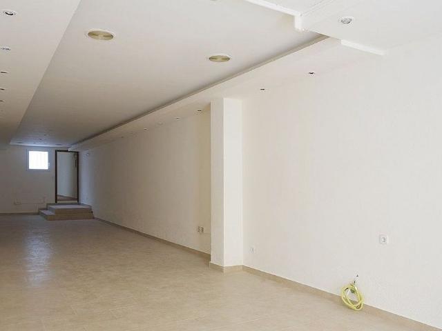 Local Comercial en venta en els Quatre Garrofers, Tarragonès