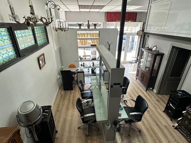 Local Comercial en venta en Viladecans, Baix Llobregat