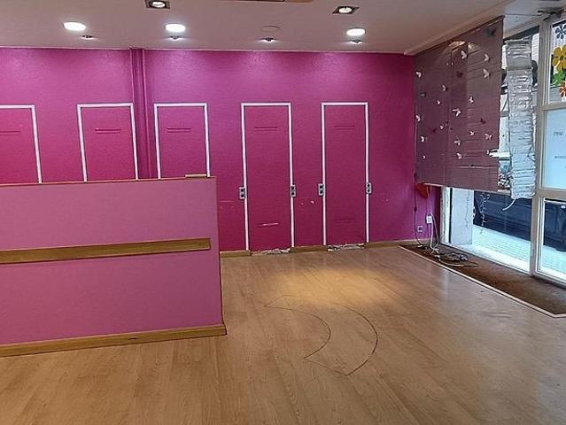 Local Comercial en venta en Nou Barris, Barcelonès
