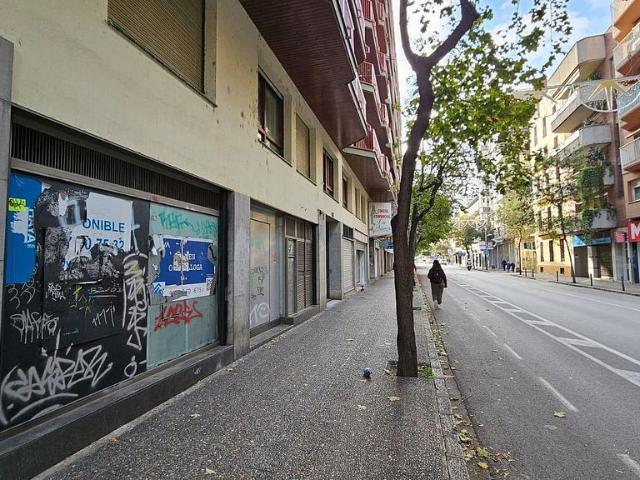 Local Comercial en venta en Eixample, Gironès