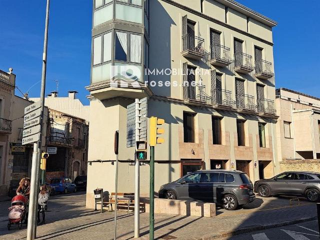Local Comercial en venta en Figueres, Girona