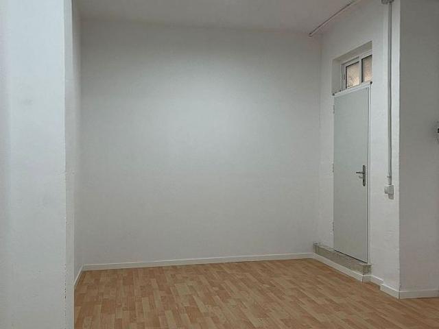 Local Comercial en venta en Horta-Guinardó, Barcelonès