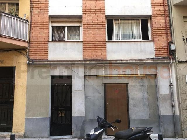 Local Comercial en venta en Nou Barris, Barcelonès