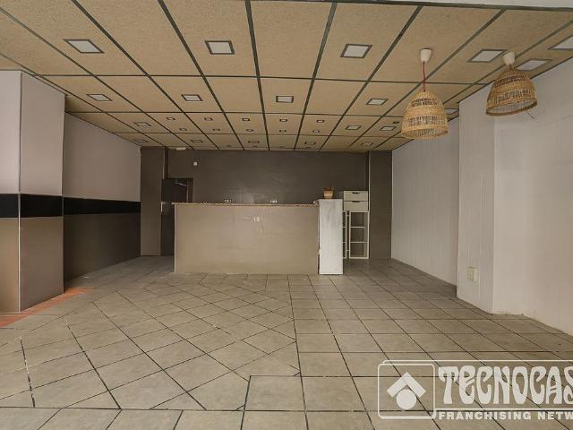 Local Comercial en venta en Singuerlin, Santa Coloma de Gramenet