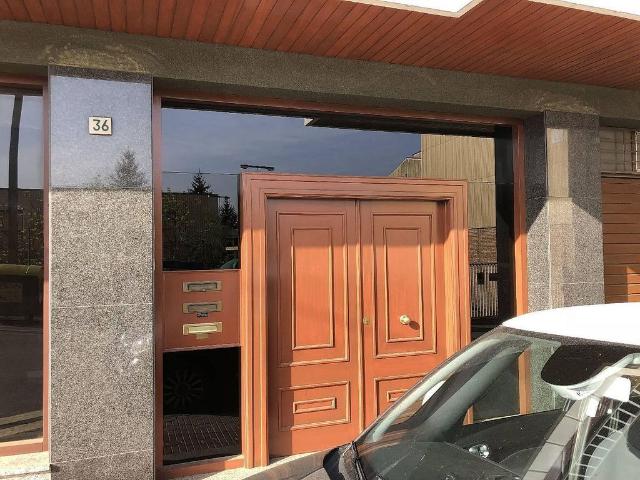 Local Comercial en venta en Sant Cristòfol les Fonts, Olot