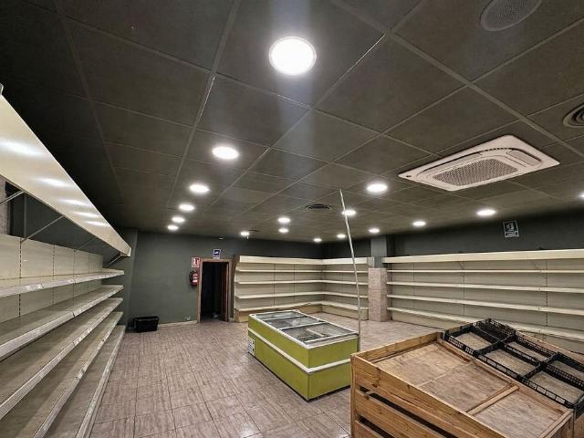 Local Comercial en venta en els Dolors, Baix Ebre