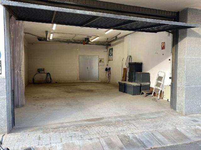 Local Comercial en venta en Mont-roig Del Camp