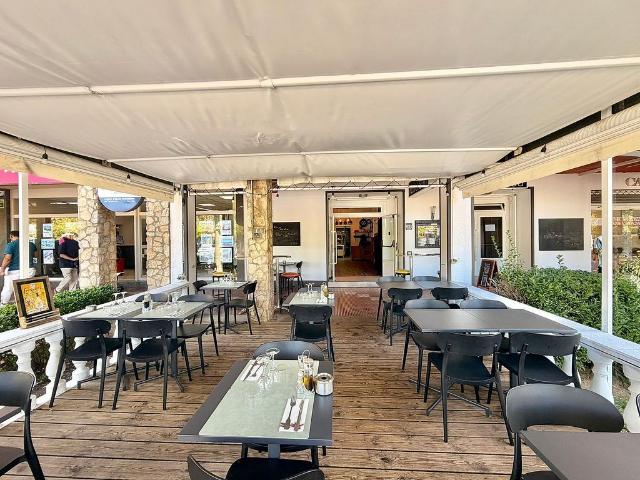 Local Comercial en venta en Castelló d'Empúries, Girona