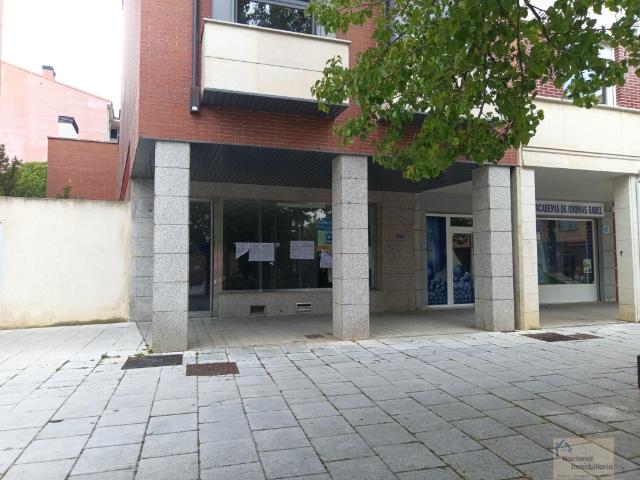 Local Comercial en venta en Cistérniga, Castilla y León