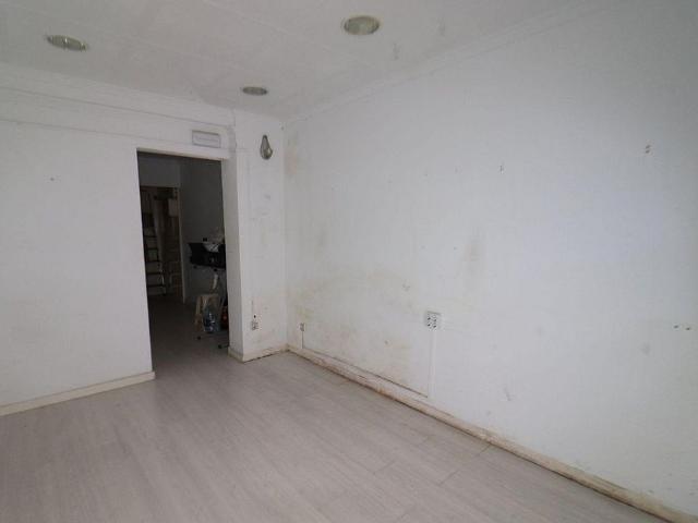 Local Comercial en venta en Baix Llobregat, Catalunya