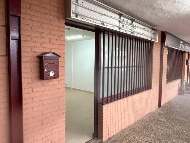 Local Comercial en venta en Navalquejigo, El Escorial