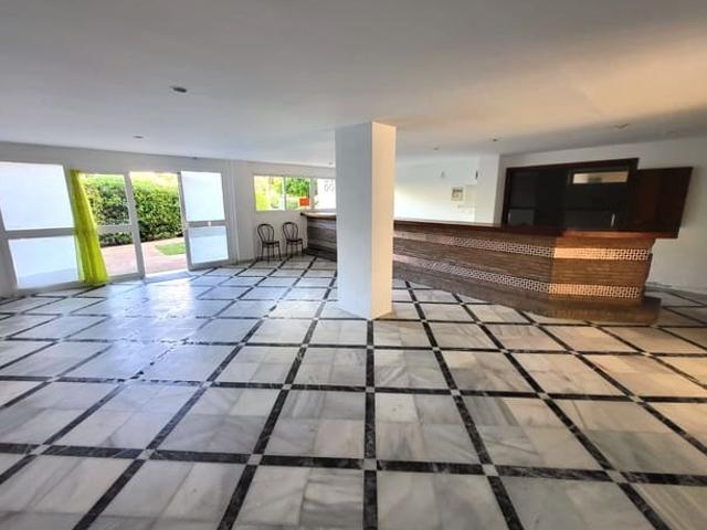Local Comercial en venta en Estepona, Barriada Blas Infante
