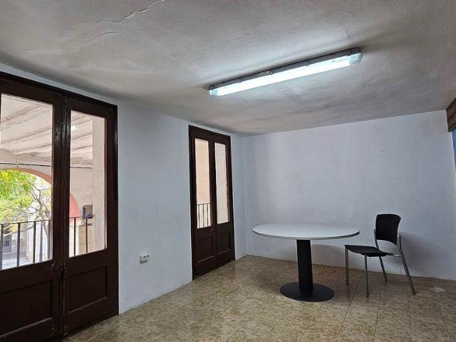 Local Comercial en venta en Priorat, Catalunya