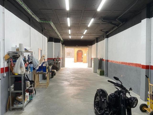 Local Comercial en venta en Baix Llobregat, Catalunya