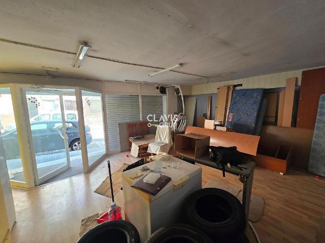Local Comercial en venta en Baix Llobregat, Catalunya