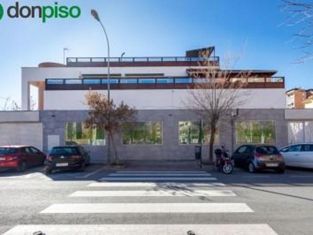 Local Comercial en venta en Genil, Comarca de la Vega de Granada