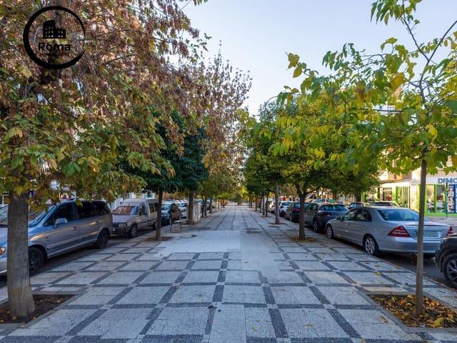 Local Comercial en venta en Centro, Comarca de la Vega de Granada
