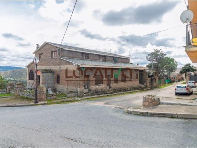 Local Comercial en venta en El Hoyo De Pinares, Castilla y León