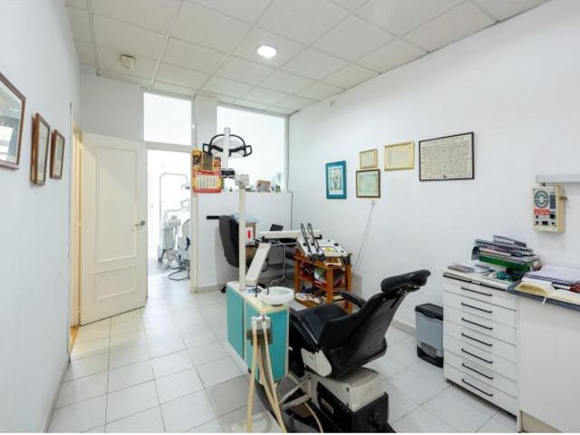 Local Comercial en venta en La Granada, Zaidín - Vergeles