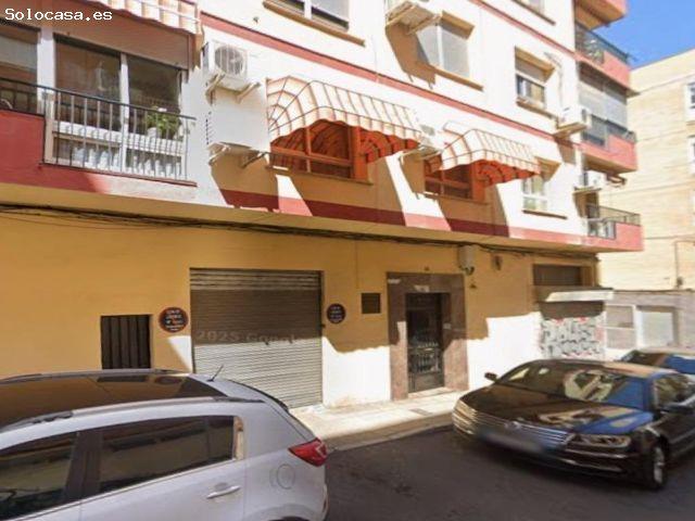 Local Comercial en venta en San Andrés, Jaén