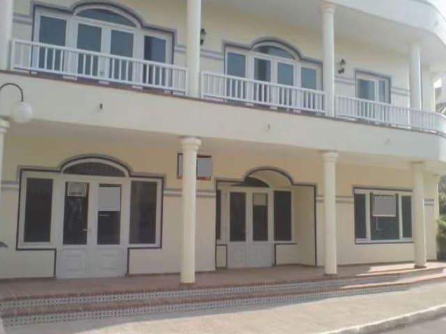 Local Comercial en venta en La Manga del Mar Menor, Cartagena