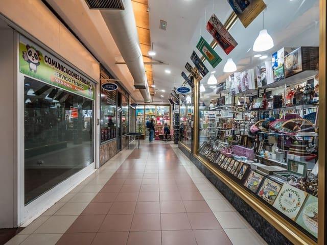 Local Comercial en venta en Vereda de los Estudiantes, Leganés