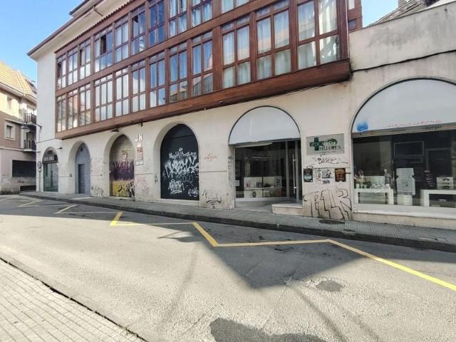 Local Comercial en venta en Llanes, Asturias