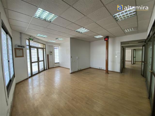 Local Comercial en Venta en Local Comercial Central Vivar / San Martin