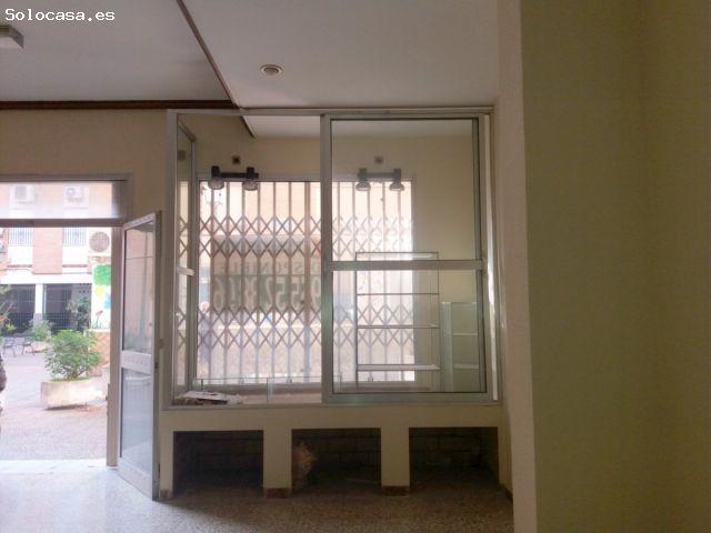 Local Comercial en venta en Triana, Sevilla