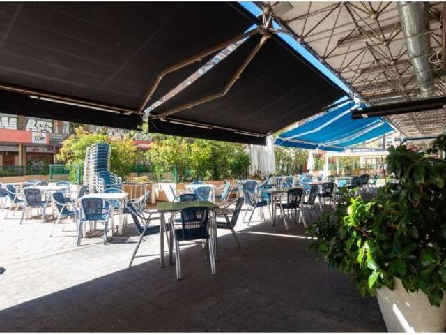 Local Comercial en venta en Moratalaz, Madrid