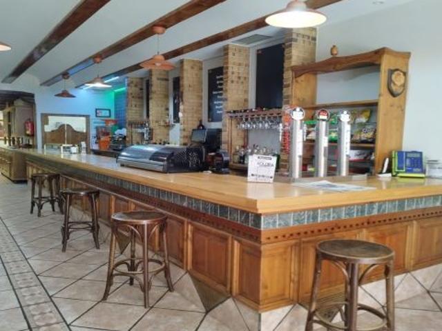 Local Comercial en venta en Melide, A Coruña
