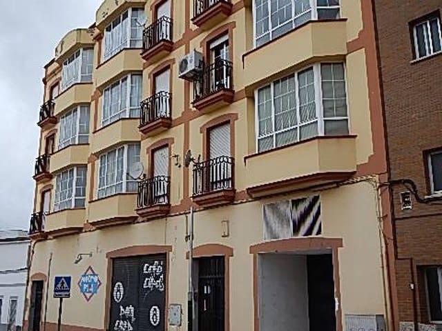 Local Comercial en venta en Montijo, Extremadura