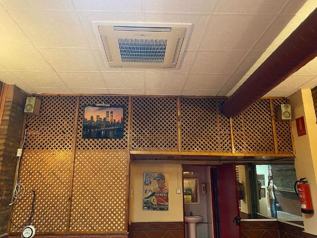 Local Comercial en venta en Olesa De Montserrat
