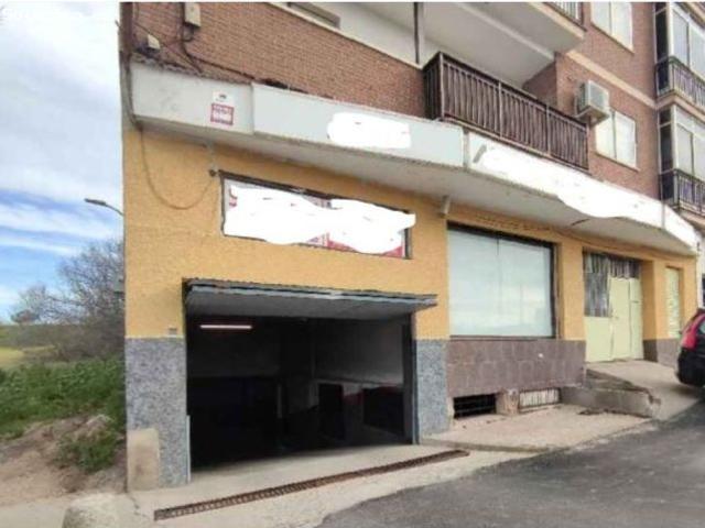 Local Comercial en venta en Olías Del Rey, Castilla-La Mancha