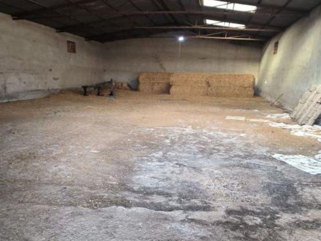 Local Comercial en venta en Palacios De Riopisuerga, Castilla y León