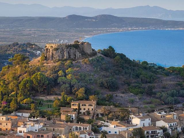 Local Comercial en venta en Baix Empordà, Catalunya