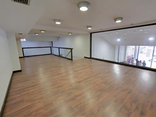 Local Comercial en venta en Flores del Sil, El Bierzo